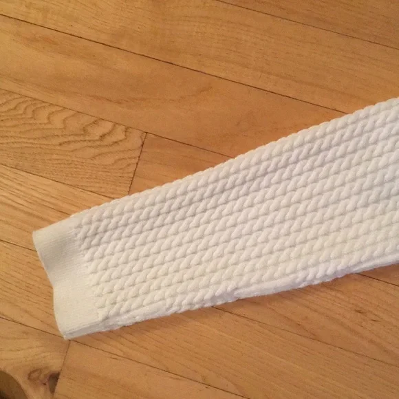 Lands’ End Button Front Cable Cardigan - Picture 6 of 7